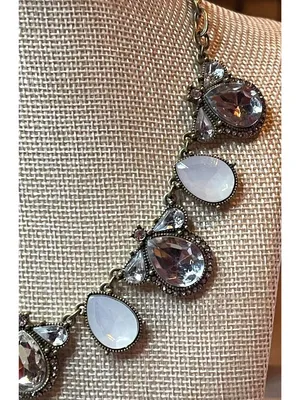 Vintage Style Clear Crystal Bee Teardrop Statement Necklace 18" thumbnail 3