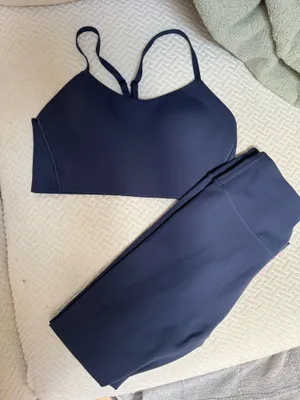 BNWT Gym Set Bra and Leggings Blue Size M thumbnail 1