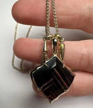 Kendra Scott Arlet Pendant Necklace Gold Tone Brown / Black Glass With Charms thumbnail 4