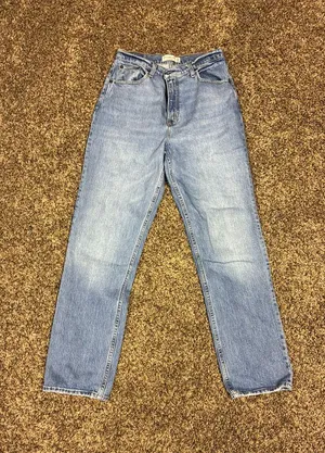 Abercrombie Jeans The 90s Ultra High-Rise thumbnail 1