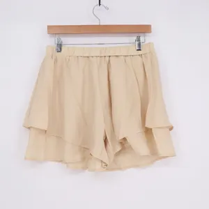 Shorts Womens Medium Beige Pleated‎ Ruffle Layered Flowy Pull On Elastic Waist thumbnail 2
