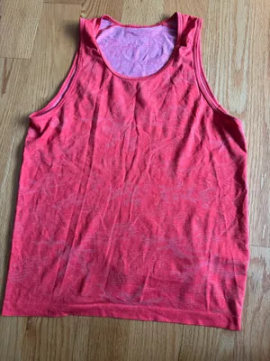 Lululemon Tank Top thumbnail 1