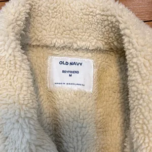 Old Navy Light Wash Sherpa Lined Boyfriend Jean Jacket Size M thumbnail 4