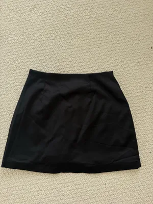 Abercrombie Scarlett black satin mini skort thumbnail 5