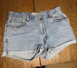 Levi's 550 Cut Off Vintage Denim Shorts W36 Relaxed Fit thumbnail 1