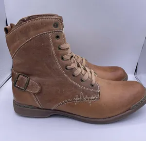 Steve Madden leather fur fleece lined tan lace up boots Size 9 thumbnail 4