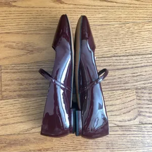 Franco Sarto Tinsley Patent Leather Burgundy Mary Jane Flats Women’s SZ 7.5 NWOT thumbnail 9