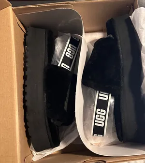 UGG Slide Black New with Box Size 9 thumbnail 1
