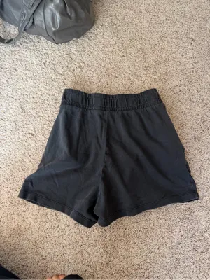 Zara Black SweatShorts thumbnail 2