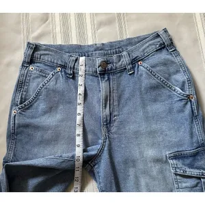 Gap 90s Loose Mid-Rise Cargo Jeans, Size 28 (6R), Light Blue Denim, Straight Leg thumbnail 11