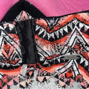 PINK Victoria’s Secret Multi Aztec Lightly Lined Lace Bralette Bra size Medium thumbnail 7