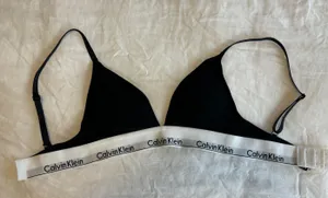 Calvin Klein Women's Modern Cotton Lightly Lined Triangle Wireless Bralette thumbnail 3