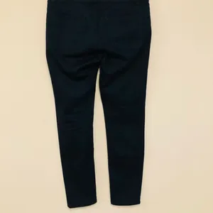 Kenneth Cole Reaction Skinny Jeans.Size:6.Length;36.5 thumbnail 2
