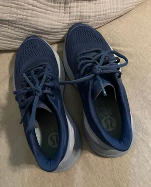 Lululemon Running Shoes thumbnail 1