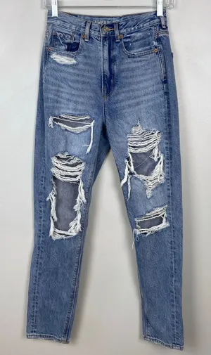 American Eagle‎ Highest Rise Mom Jeans Destroyed Light Wash Slim Leg Size 00 thumbnail 1