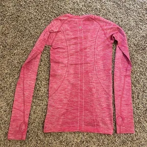 Lululemon long sleeve swiftly tech shirt thumbnail 4