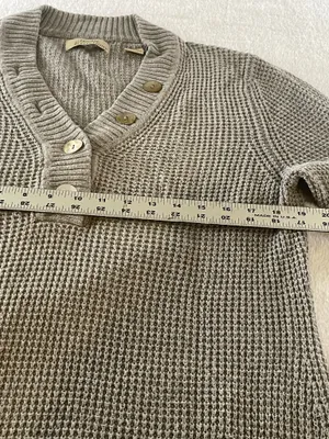 Women’s sweater gray size large natural reflections. SKU 2122 thumbnail 5