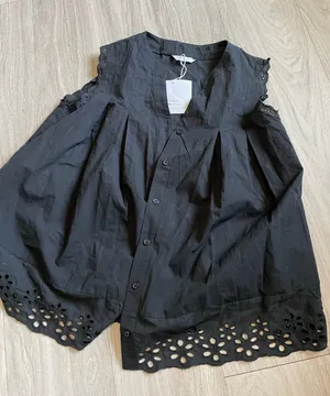 Women’s Black Eyelet Button thumbnail 1