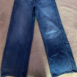 American Eagle Outfitters Jeans thumbnail 4