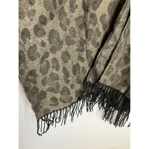 Woolrich Shawl Wrap Women OS Green Excellent Leopard Print Fringe Poncho thumbnail 5
