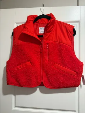 Old Navy Crop Hybrid Zip Vest Red thumbnail 2