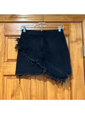 Black Ruffle Mini Skirt Zipper thumbnail 3