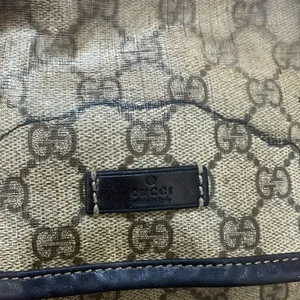 Vintage Gucci GG Supreme Monogram Small Crossbody Flap Bag thumbnail 16