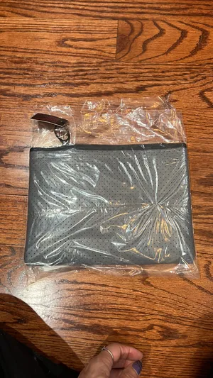 Haute Shore Beth Femme Clutch thumbnail 7