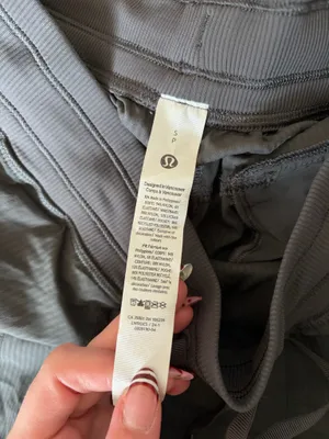 Lululemon Joggers thumbnail 5