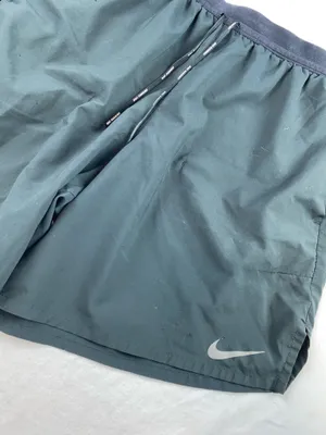Nike shorts thumbnail 2
