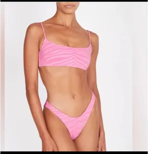 Triangl swim suit bikini set  thumbnail 5