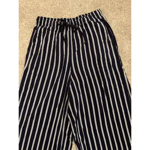 Uniqlo Navy White Striped Cropped Wide Leg Pants Drawstring Elastic Waist, M thumbnail 4