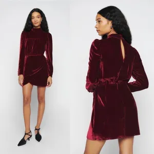 Reformation Dress Evora Velvet Long-Sleeve Keyhole Buttoned Mini‎ Chianti 12 NWT thumbnail 9