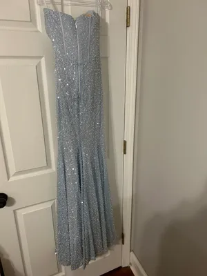 Scarlett Portia And Gown thumbnail 4