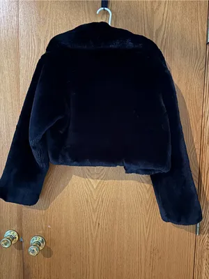 AKIRA Black Plush Cropped Teddy Jacket thumbnail 4
