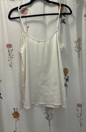 Brandy Melville Lace Trim Champagne Cami thumbnail 4
