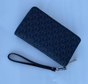 Michael Kors JST LG Flat MF Phone Wallet/Wristlet - Black thumbnail 4