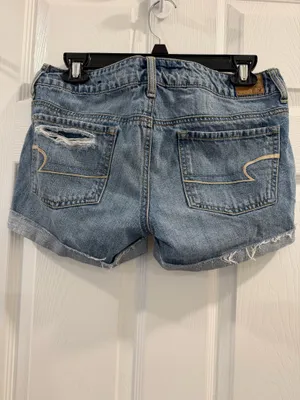 American Eagle Distressed Shorts size 4 thumbnail 2