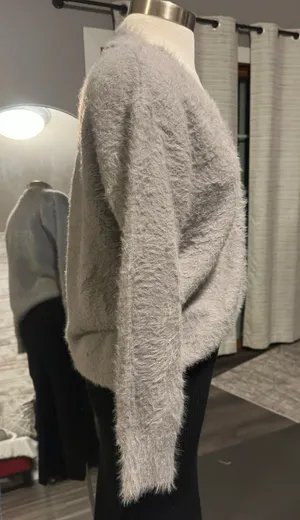 Boutique Women’s Cozy Cardigan Gray Button Down thumbnail 3