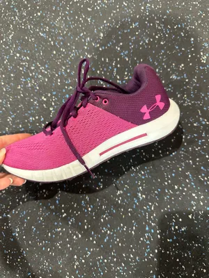 Women’s Under Armour Shoes thumbnail 2