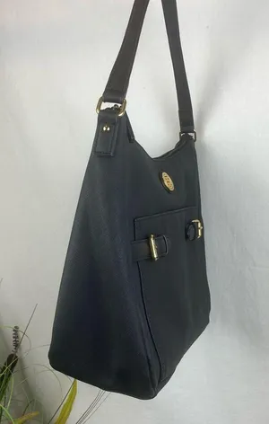 Tommy Hilfiger Black & Gold Zip Top Shoulder Handbag Bag thumbnail 4