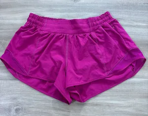 Lululemon Hotty Hot Short 2.5" Fantom Fuchsia Women Size 6 thumbnail 1