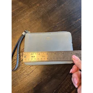 Coach Corner Zip Wristlet Light‎ Blue Crossgrain Leather 58032 Gold Logo thumbnail 7