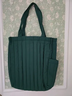 Starbucks Online Exclusive Quilted Green Carryall Tote thumbnail 7