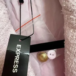 Express Pastel Spring Pink Tweed Double-Breasted Cropped‎ Blazer XS NWT thumbnail 3
