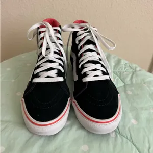 Vans Sk8-Hi Black, White, and Pink Sneakers Womens size 7 thumbnail 2