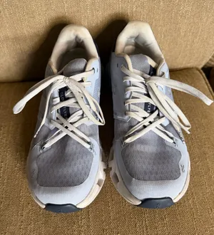 On Cloudflyer 4 Running Shoes Women's 9 Glacier Cobble Blue Athletic Sneakers thumbnail 1