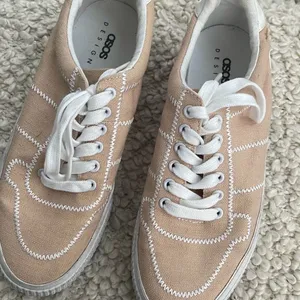Asos Design Women's‎ Lace Up Embroidered Platform Canvas Sneaker Shoes Pale Pink thumbnail 3