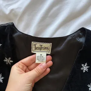 Vintage Christmas Vest Black Velvet Snowman Plaid Snowflake Medium Holiday 90s thumbnail 4