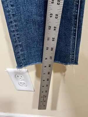 MOTHER Denim Mid Rise Dazzler Ankle Fray jeans in the "Weekend Warrior" size 28 thumbnail 5
